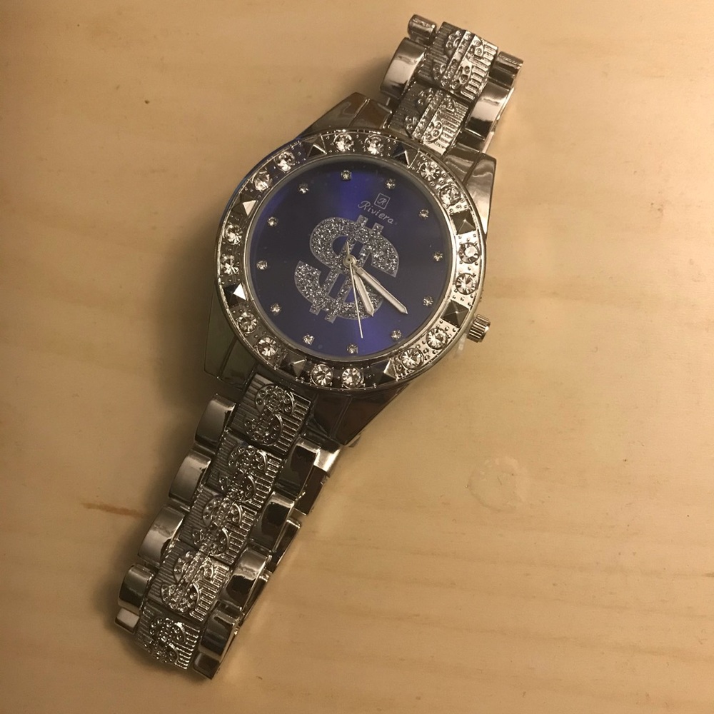 Men’s BRAND NEW watch